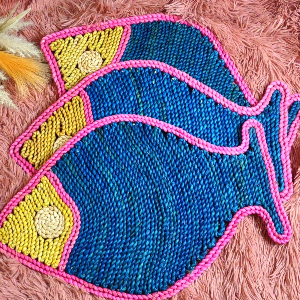 Vintage woven fish placemats 70s 80s